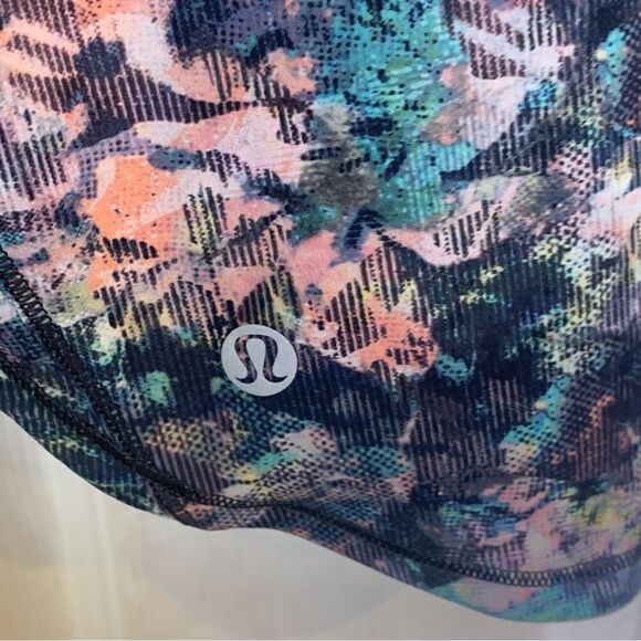 Lululemon Dappled Daze Multi Sculpt Tank II Size 2 - Picture 9 of 9